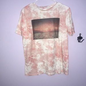 OLD NAVY mens pink tie dye graphic tee